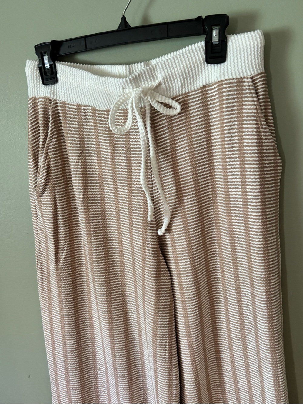 Zenana Outfitters Women's taupe Striped lounge set - Picture 3 of 7